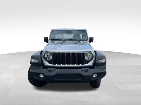 Used 2024 Jeep Wrangler Unlimited Sport AWD/4WD image 9