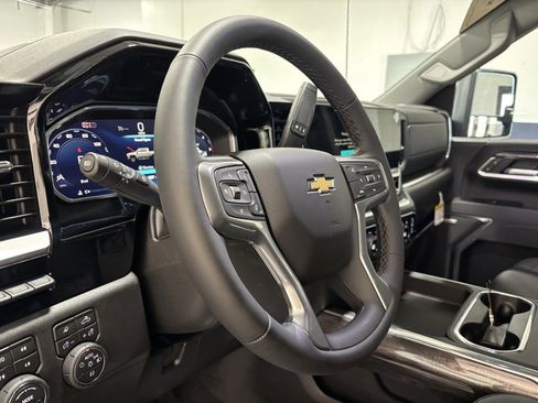 New 2026 Chevrolet Silverado 2500 LTZ w/ LTZ Convenience Package image 14