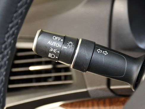 Used 2020 Acura MDX SH-AWD image 24