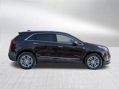 Certified 2021 Cadillac XT5 Premium Luxury image 4