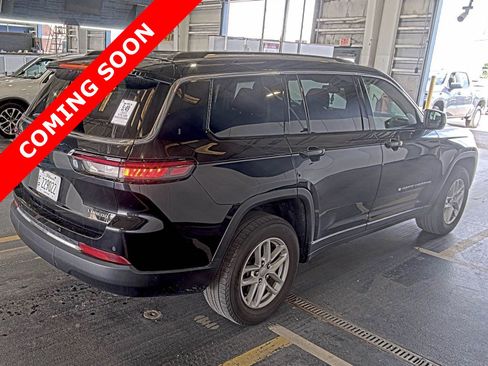 Used 2023 Jeep Grand Cherokee L Laredo RWD image 4