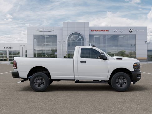 New 2026 RAM 2500 Tradesman AWD/4WD image 48