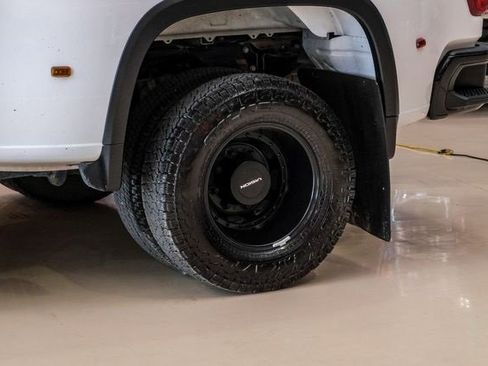 Used 2023 Chevrolet Silverado 3500 W/T w/ Gooseneck/5TH Wheel Package image 48