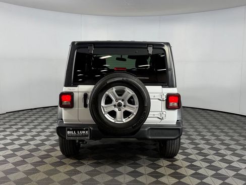 Used 2023 Jeep Wrangler Sport AWD/4WD image 8