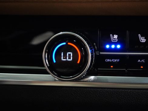 New 2026 Chevrolet Equinox ACTIV w/ Convenience Package III image 29