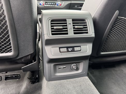 Used 2024 Audi SQ5 Premium Plus w/ Premium Plus Package image 34