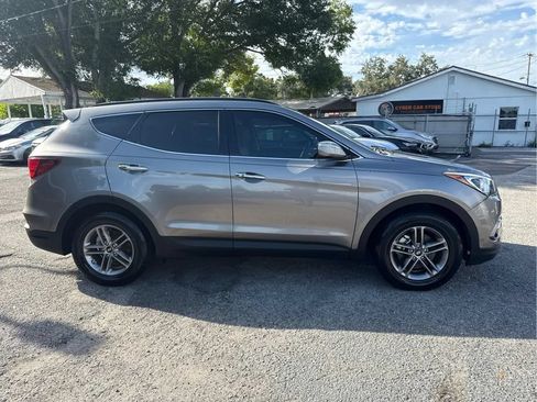 Used 2018 Hyundai Santa Fe Sport w/ 2.4L Value Package 02 FWD image 4