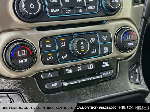 Used 2018 GMC Yukon Denali w/ Denali Ultimate Package AWD/4WD image 16