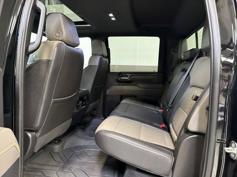 Used 2024 Chevrolet Silverado 2500 ZR2 w/ Technology Package image 38