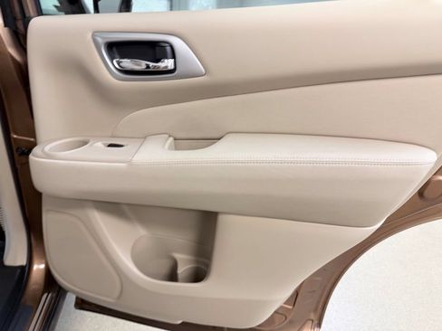 Used 2017 Nissan Pathfinder SV w/ Cargo Package FWD image 35