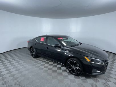 Used 2025 Nissan Altima 2.5 SR