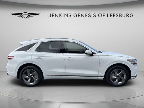 New 2026 Genesis GV70 2.5T Select AWD/4WD image 2