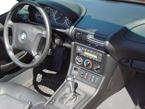 Used 1997 BMW Z3 1.9 RWD image 23