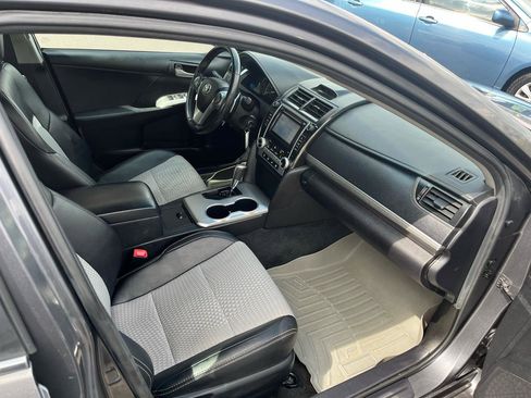 Used 2012 Toyota Camry SE image 27