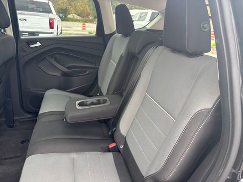 Used 2014 Ford Escape SE w/ Equipment Group 201A image 16