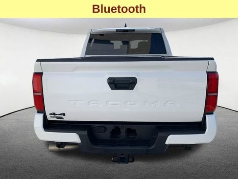 Used 2024 Toyota Tacoma TRD Off-Road AWD/4WD image 12