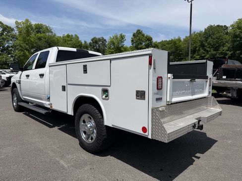 Used 2018 RAM 3500 Tradesman w/ Chrome Appearance Group AWD/4WD image 8