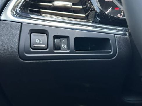 New 2025 Cadillac XT5 Premium Luxury image 22