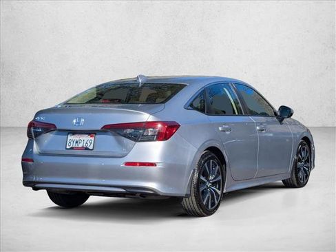 Used 2022 Honda Civic EX image 5