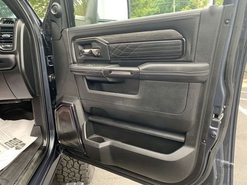 Used 2026 RAM 2500 Limited w/ Towing Technology Group AWD/4WD image 13