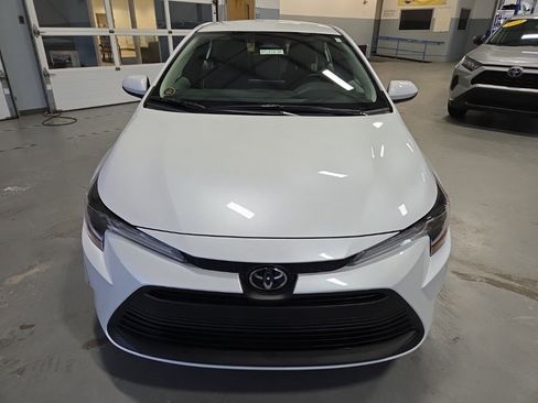 New 2026 Toyota Corolla LE image 4