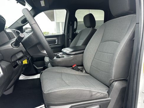 Used 2024 RAM 1500 Warlock AWD/4WD image 13
