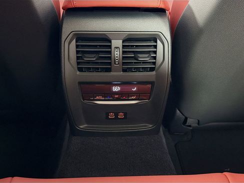 Used 2026 BMW M3 w/ Executive Package image 28