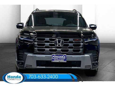 New 2026 Honda Pilot TrailSport image 3
