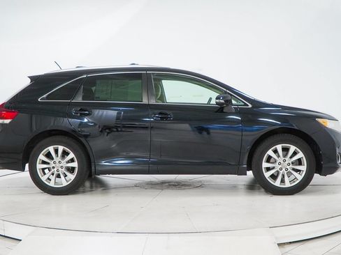 Used 2013 Toyota Venza LE FWD image 13