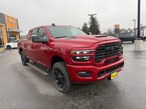 New 2026 RAM 2500 Laramie AWD/4WD image 2