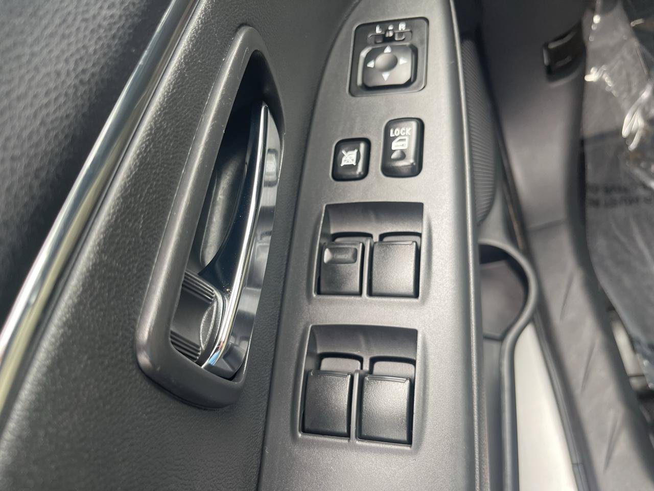 Used 2026 Mitsubishi Outlander Sport AWD image 38