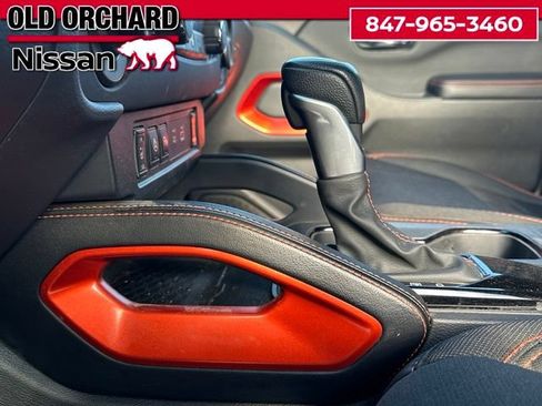 Used 2025 Nissan Frontier PRO-4X w/ Pro Convenience Package AWD/4WD image 13