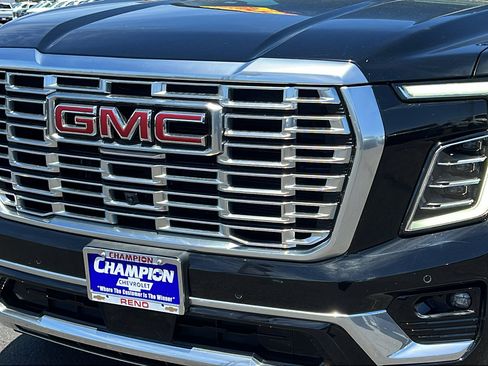 Certified 2025 GMC Yukon XL Denali AWD/4WD image 9