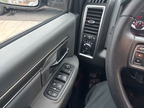 Used 2020 RAM 1500 Classic Warlock AWD/4WD image 17