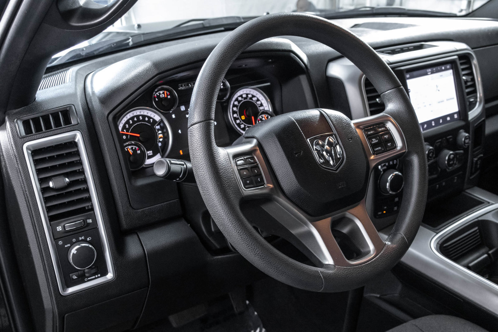 Used 2022 RAM 1500 Warlock w/ Electronics Group AWD/4WD image 36