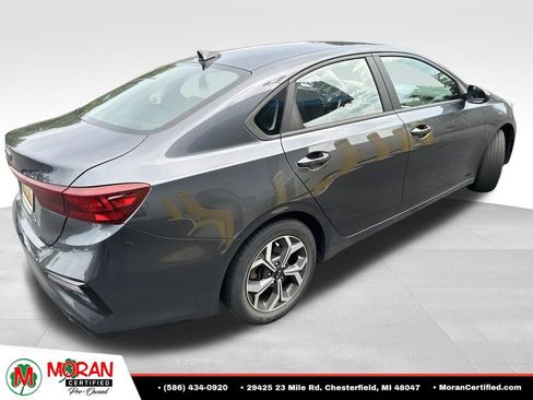 Used 2021 Kia Forte LXS FWD image 3