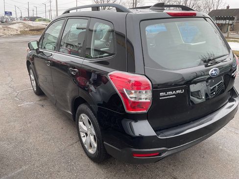 Used 2016 Subaru Forester 2.5i w/ Alloy Wheel Package image 8