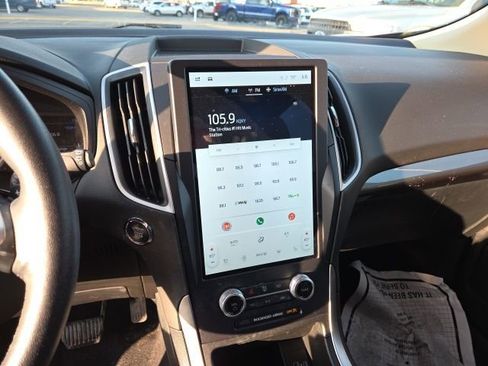 Used 2023 Ford Edge SEL w/ Convenience Package image 10