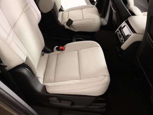 New 2026 Lincoln Aviator Reserve image 15