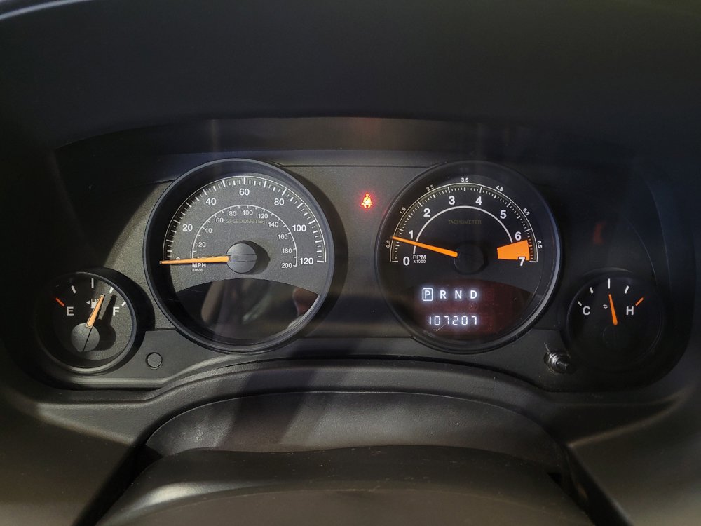 Used 2016 Jeep Compass Sport w/ Power Value Group FWD image 23