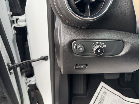 Used 2023 Chevrolet Blazer LT w/ Sound & Technology Package image 19