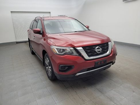 Used 2017 Nissan Pathfinder S image 13
