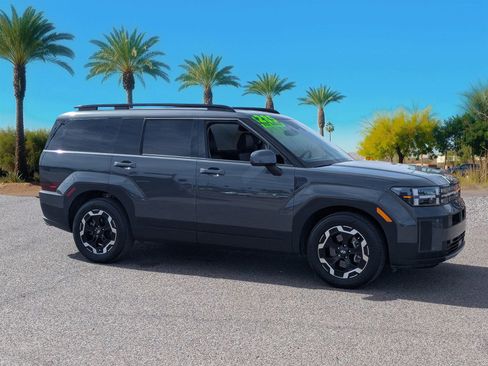 Used 2025 Hyundai Santa Fe SEL image 7