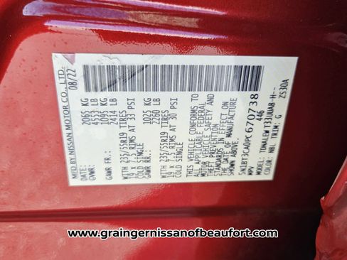 Used 2023 Nissan Rogue SL w/ SL Premium Package image 7