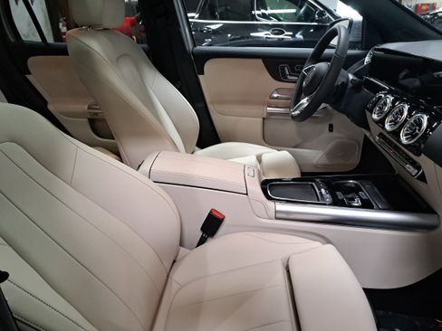 New 2026 Mercedes-Benz GLA 250 4MATIC image 10