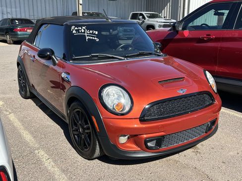 Used 2013 MINI Cooper S FWD image 3