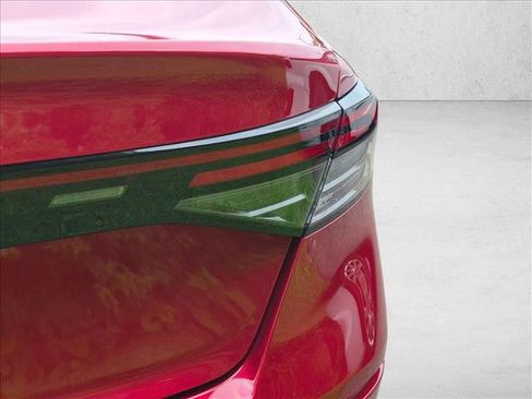 Used 2024 Honda Accord EX image 12