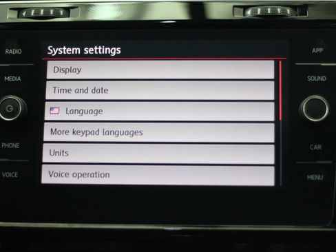 Used 2019 Volkswagen GTI SE FWD image 22