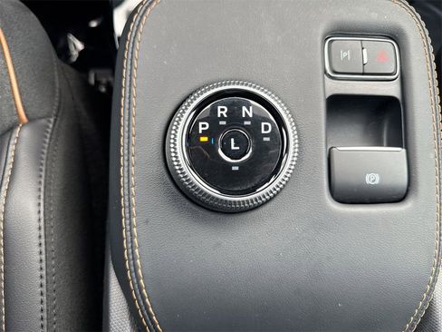 Used 2021 Ford Mustang Mach-E GT image 22