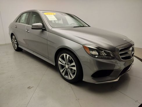 Used 2014 Mercedes-Benz E 350 Sedan image 2